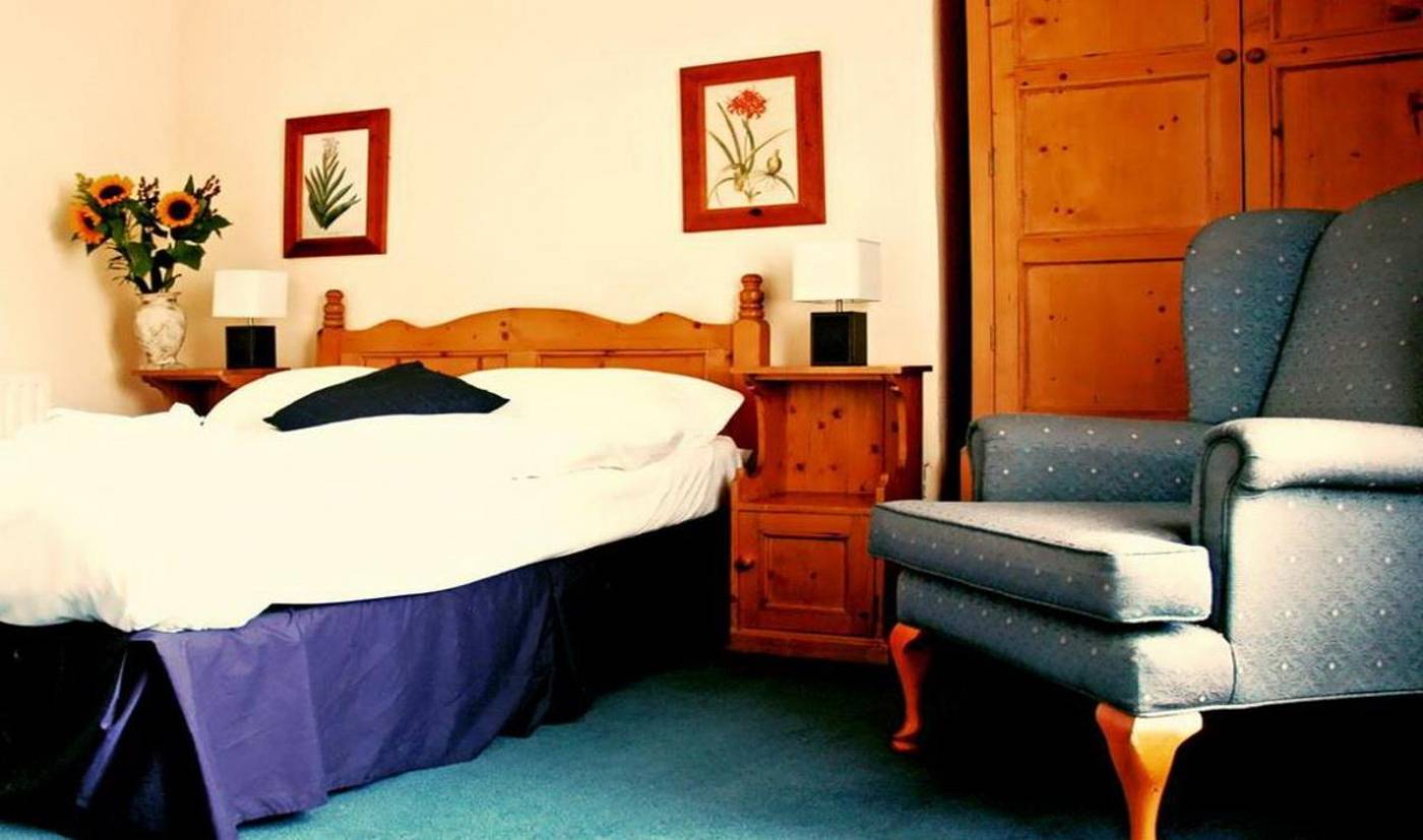 Baggot-Court-Townhouse-Room-7