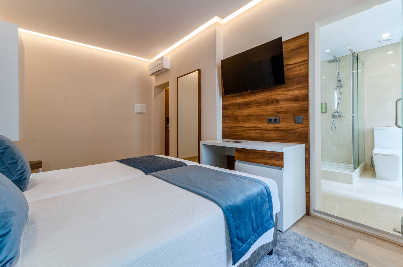 Hotel-Avenida-Park-Room-21