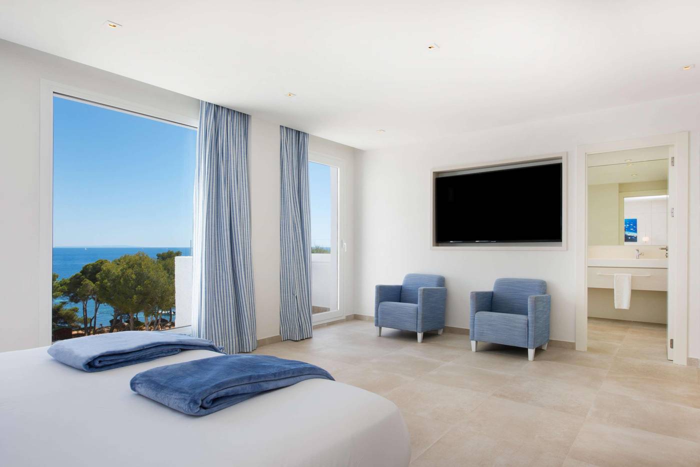 IBEROSTAR-Santa-Eulalia-Room-29