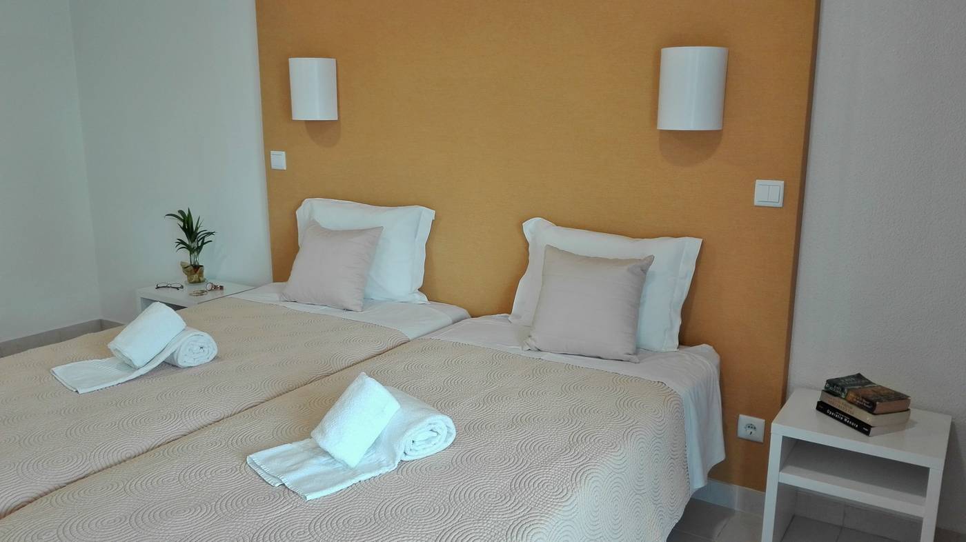 Vale-de-Carros-Room-29