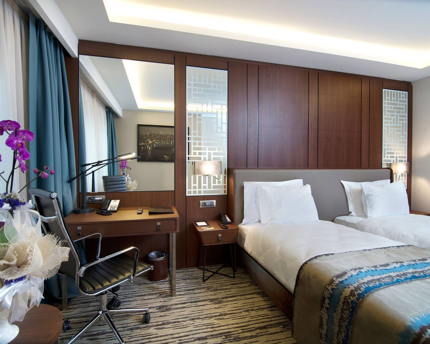 Clarion-Hotel-Istanbul-Golden-Horn-Room-12