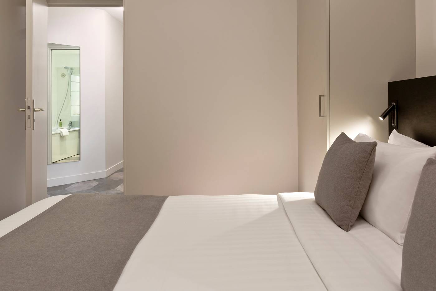 Citadines-Trocadero-Paris-Room-23