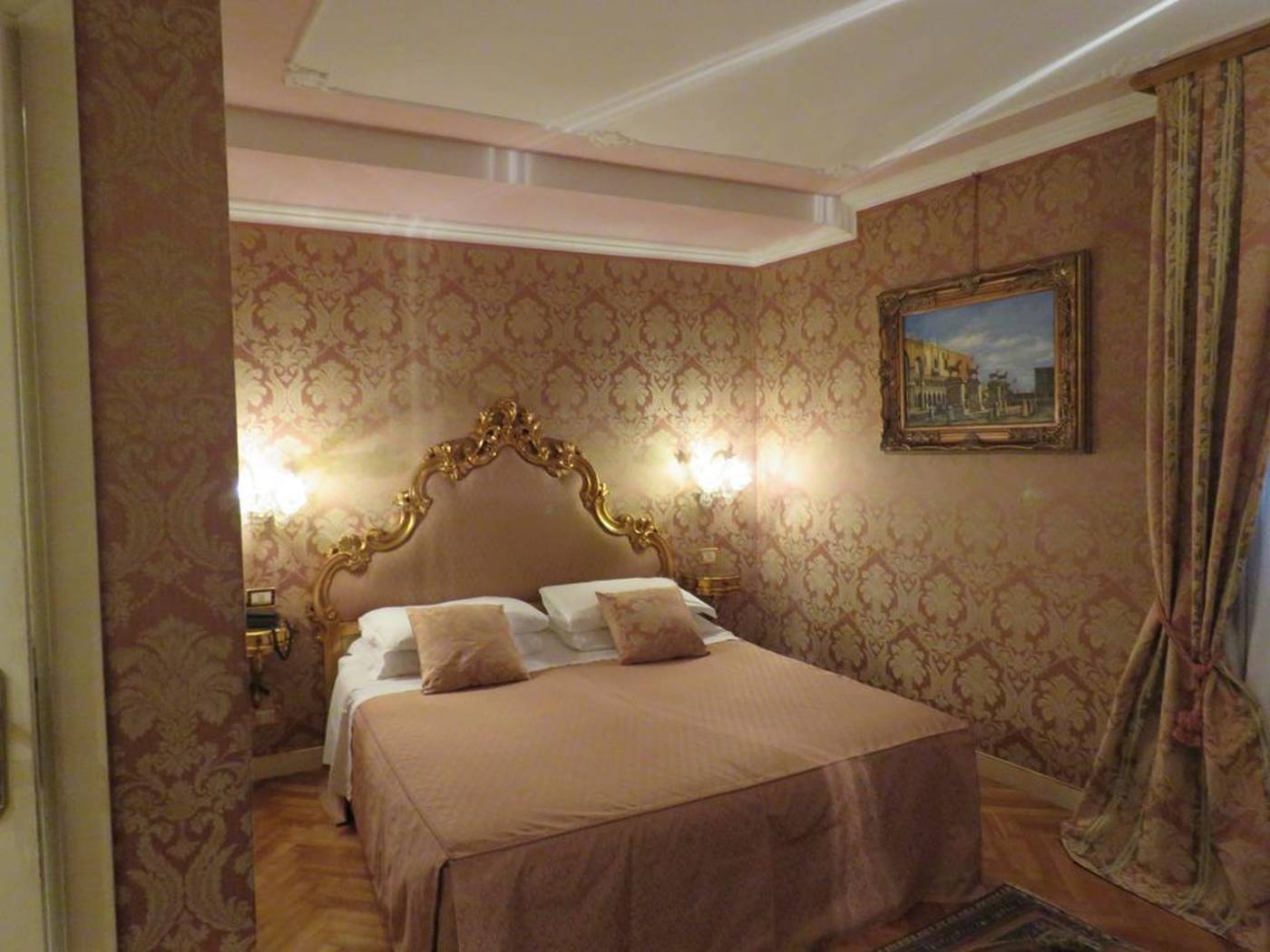 Antico-Doge---a-Member-of-Elizabeth-Hotel-General-view-37