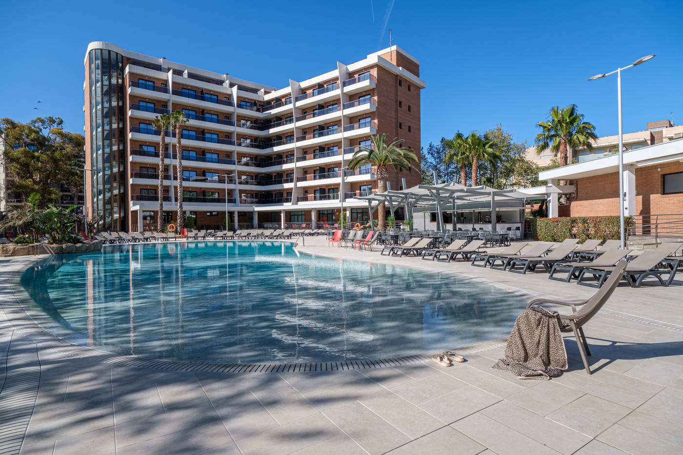 California-Garden-Pool-3