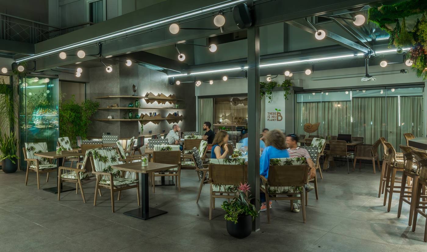 Palmyra-Beach-Restaurant-12