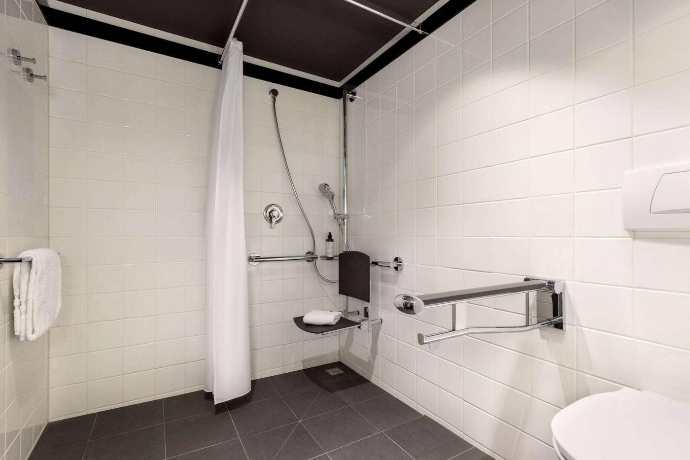 Vienna-House-by-Wyndham-Diplomat-Prague-Room-34