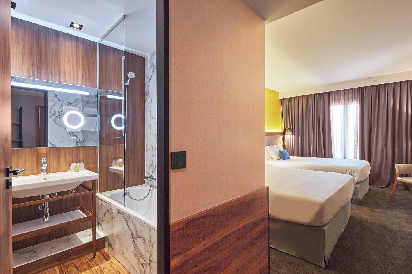 L-elysee-Val-D-europe-Room-31