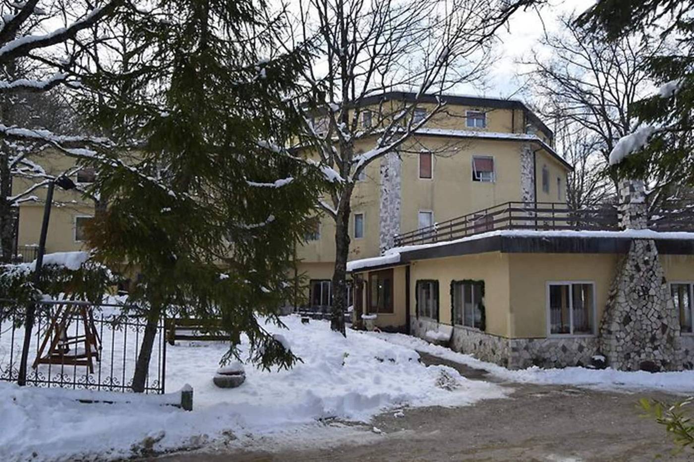 Albergo Del Sole-Italy-ROCCARASO-General view-7