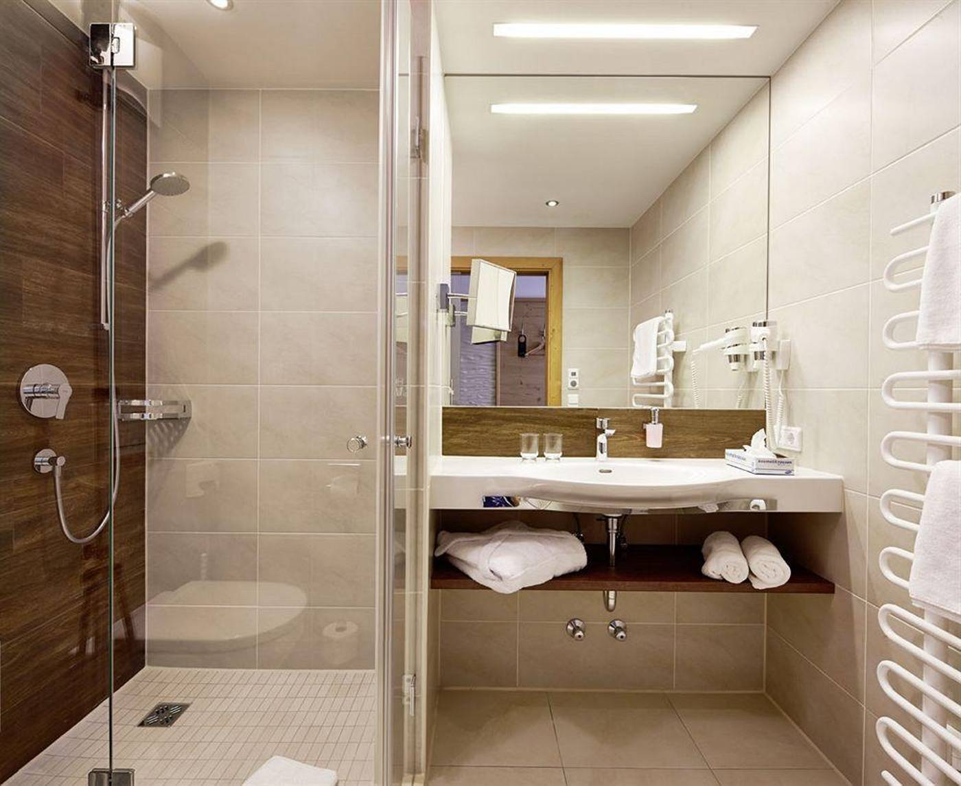 Hotel Garni Melanie-Austria-WALS -General view-3