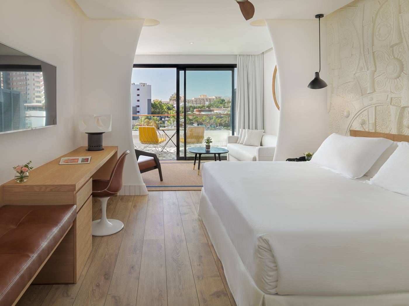 H10-Atlantic-Sunset-Horizons-Collection-Room-25