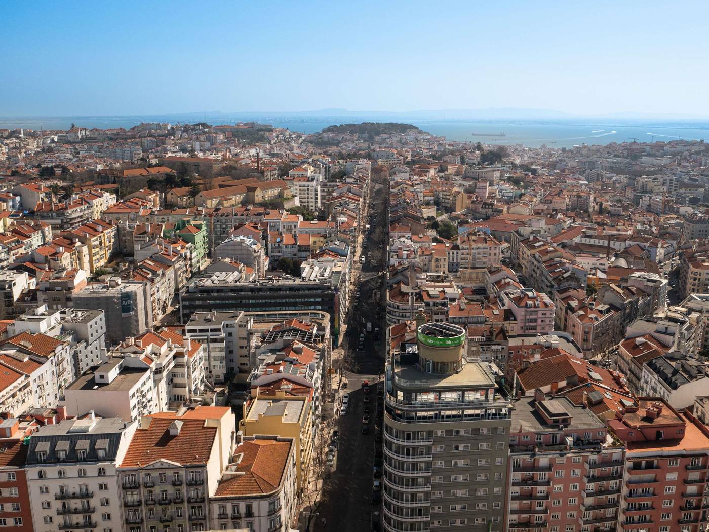 ibis-Styles-Lisboa-Centro-Liberdade-NE-Sports-and-Entertainment-74