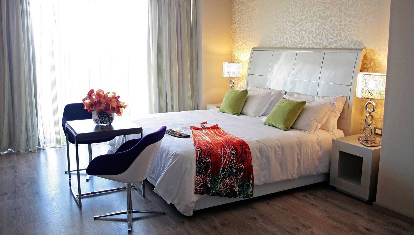 Atrium-Platinum-Luxury-Resort---Spa-Room-28