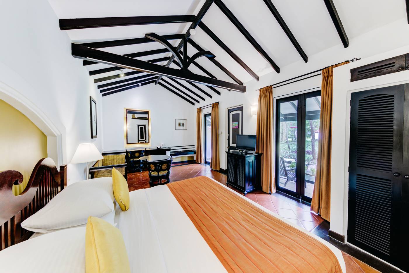 Cinnamon-Lodge-Habarana-Room-33