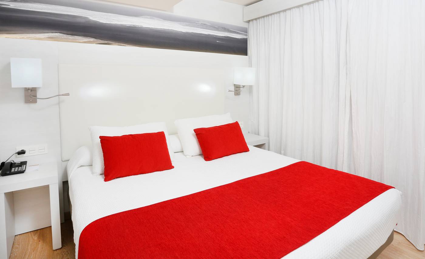 Aequora-Lazarote-Suites-Room-36