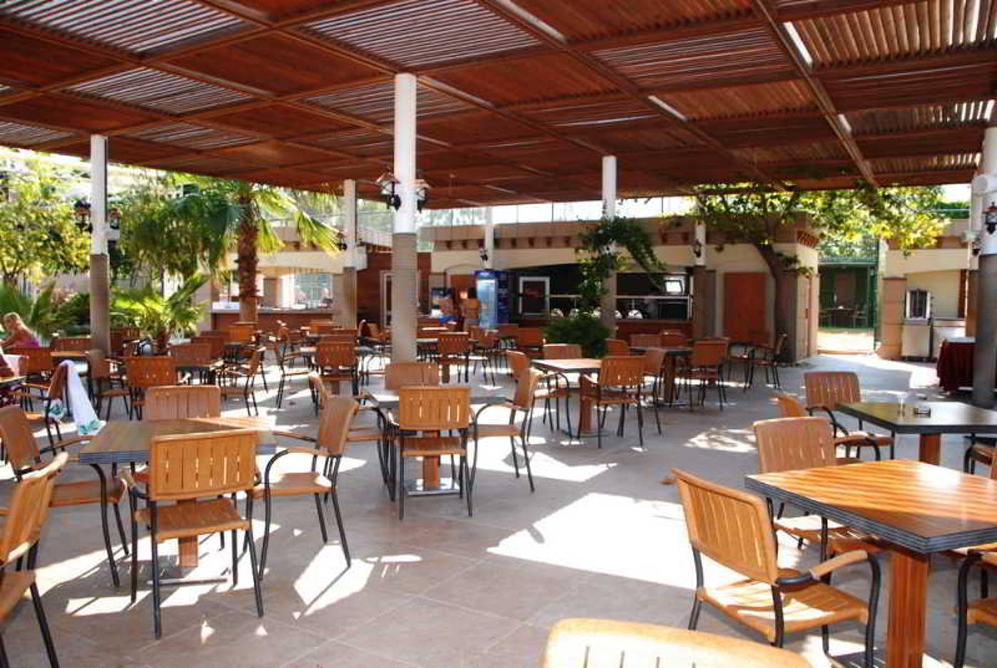 Fame-Residence-Goynuk-Terrace-25