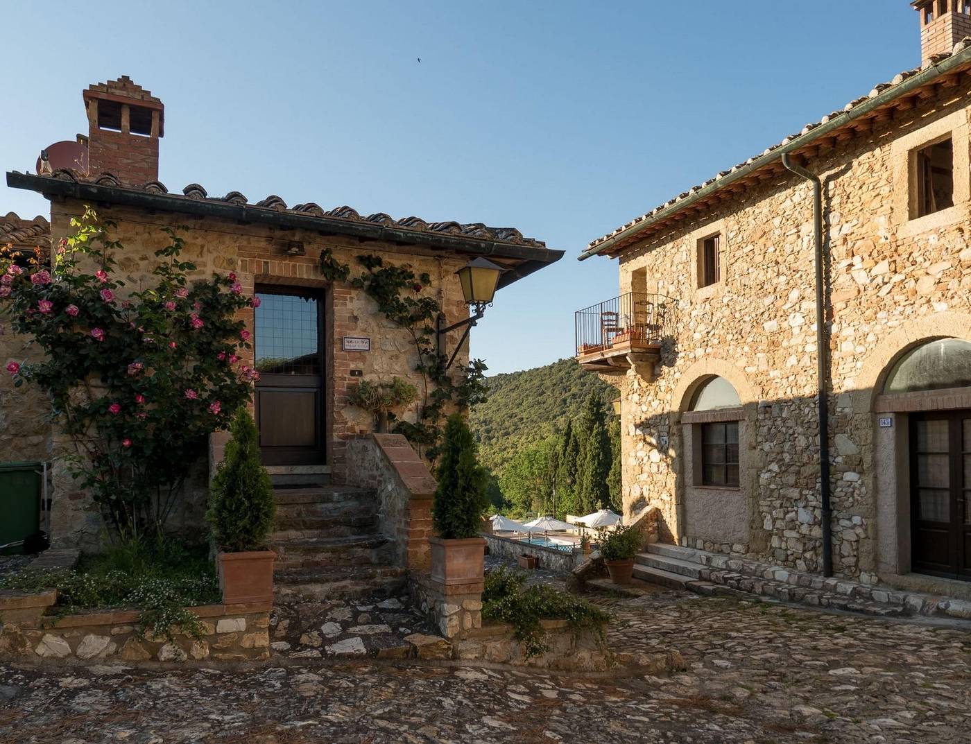 Borgo-Il-Poggiaccio-Terrace-83