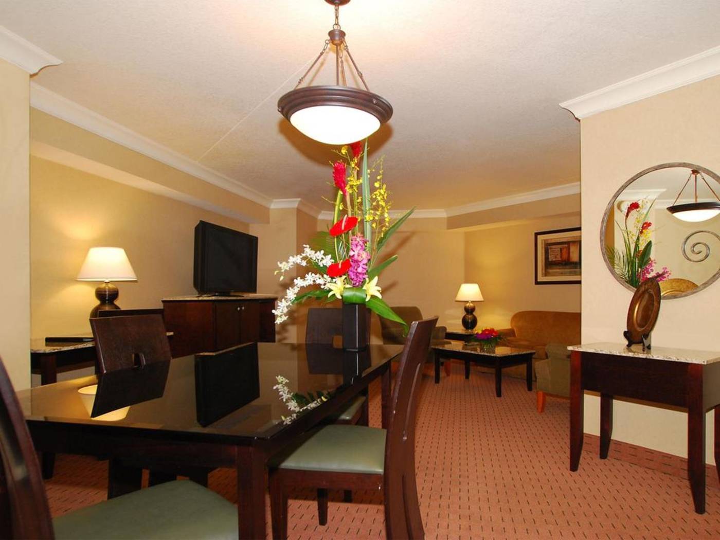 The-Strat-Hotel--Casino---Tower-Room-47