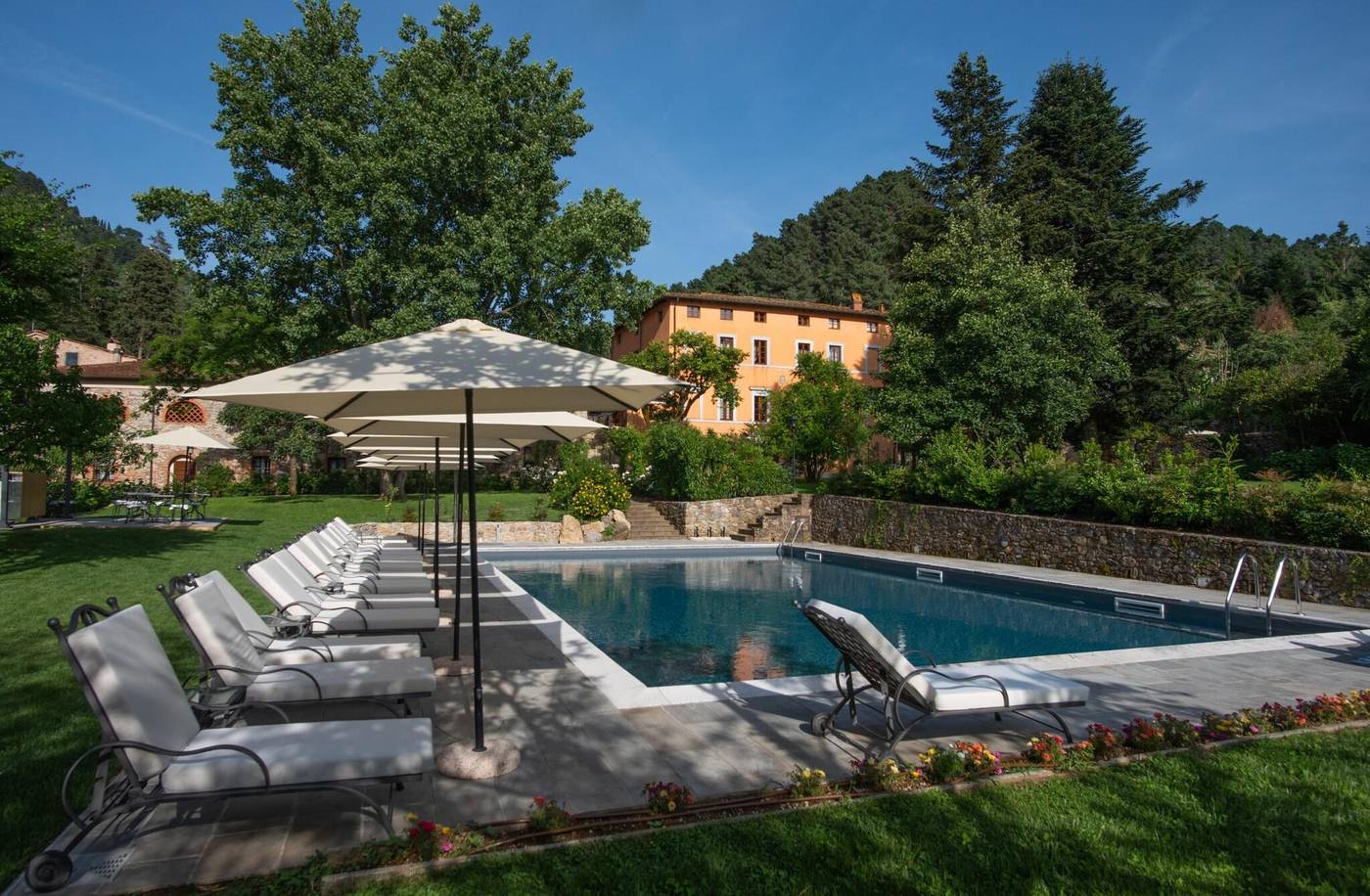 Relais-Corte-Rodeschi-Pool-34