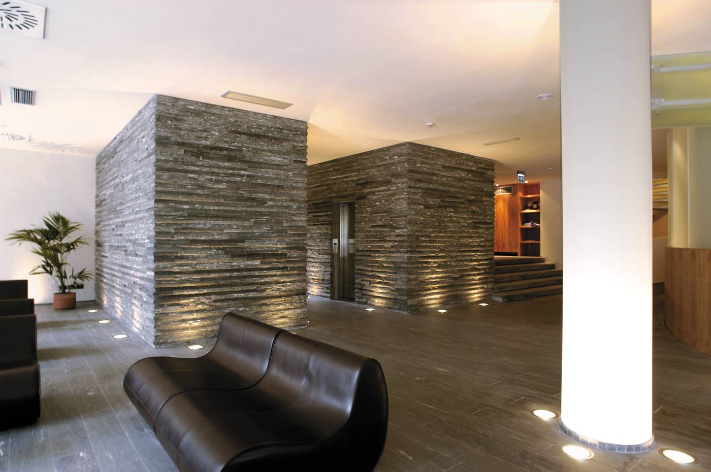 Lake Front Hotel Mirage-Italy-Riva del Garda TN-Lobby-10