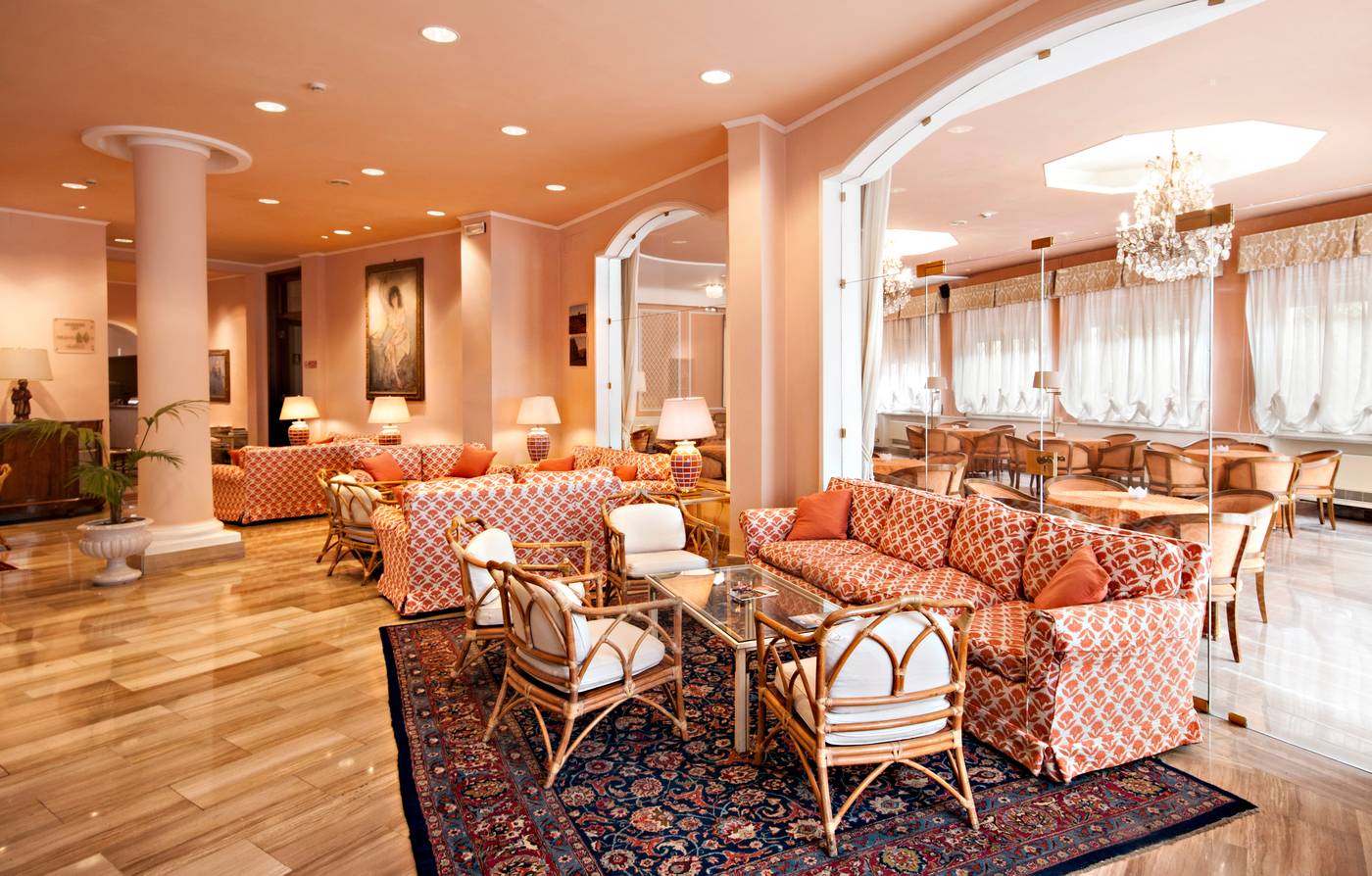 Hotel-Settentrionale-Esplanade-Lobby-4