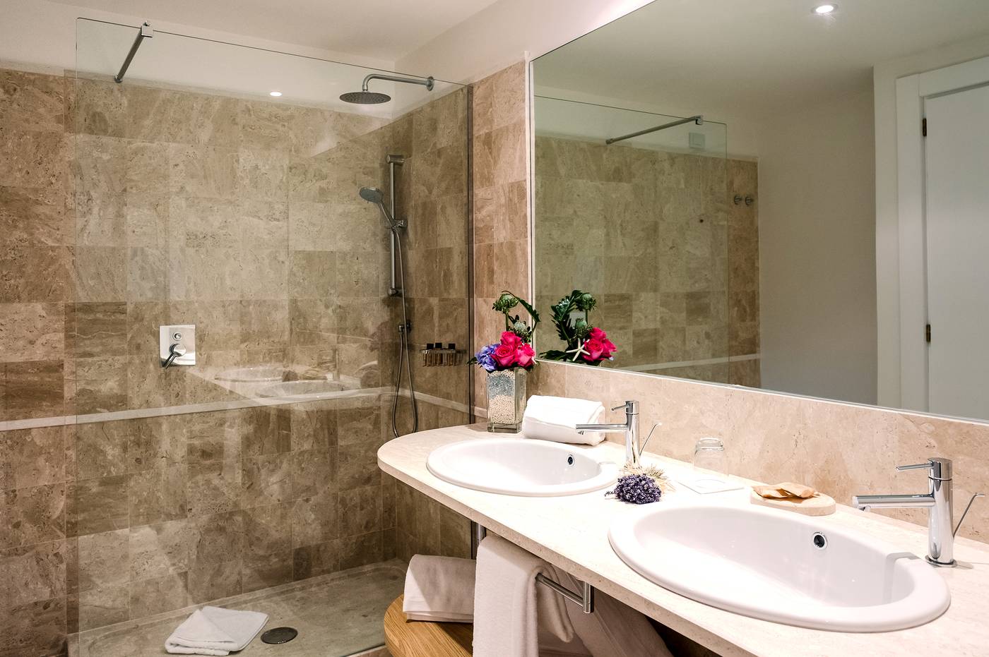 Luci-Di-La-Muntagna-Room-47