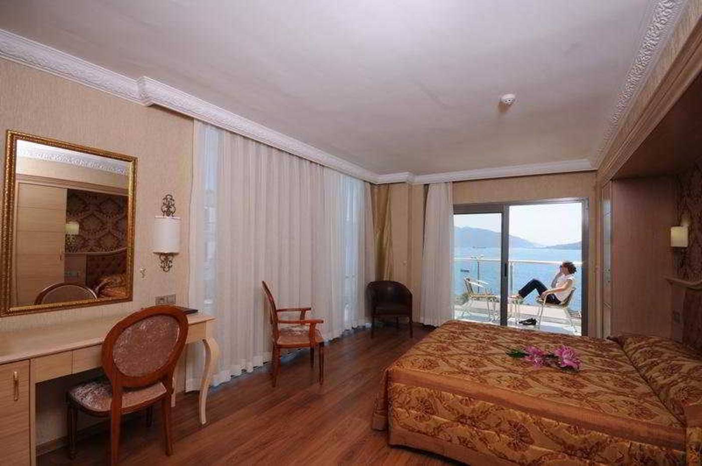 Emre-Beach---Emre-Annexe-Room-18