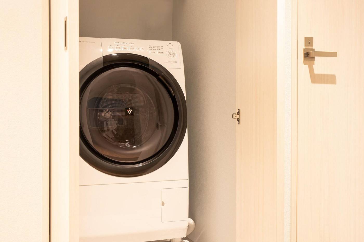 Karaksa Hotel Colors Tokyo Yaesu-Japan-Tokyo-Sports and Entertainment-9