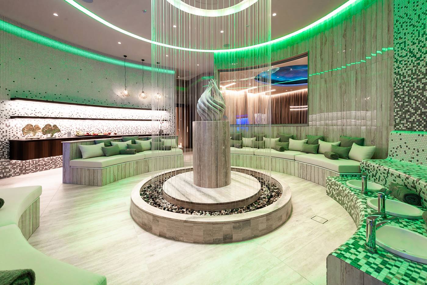 Adams-Beach-Hotel-Sports-and-Entertainment-76