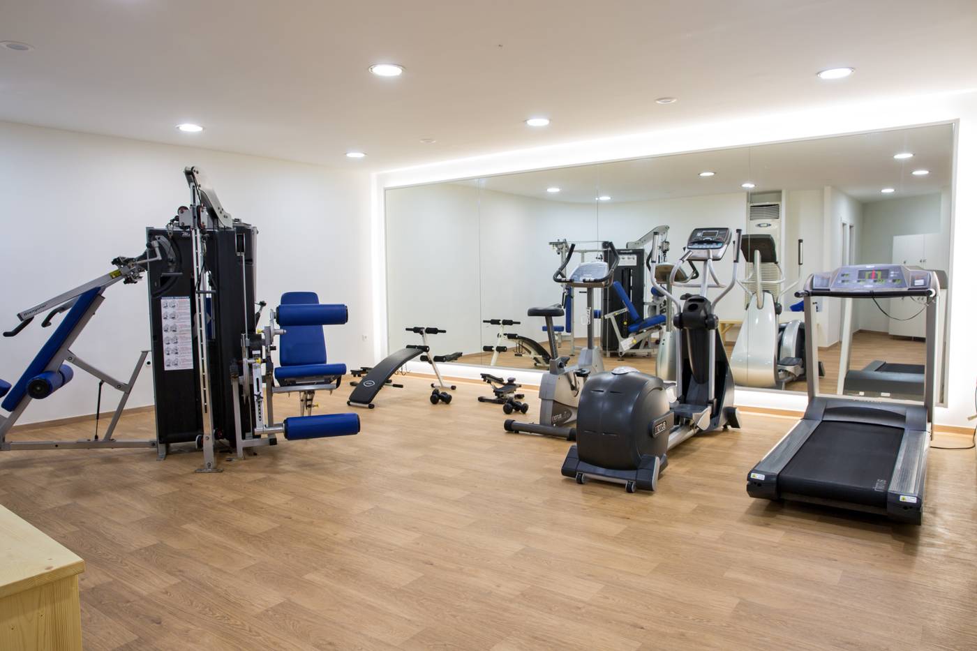 Blue-Sky-City-Beach-Hotel---Adults-Only-Sports-and-Entertainment-47