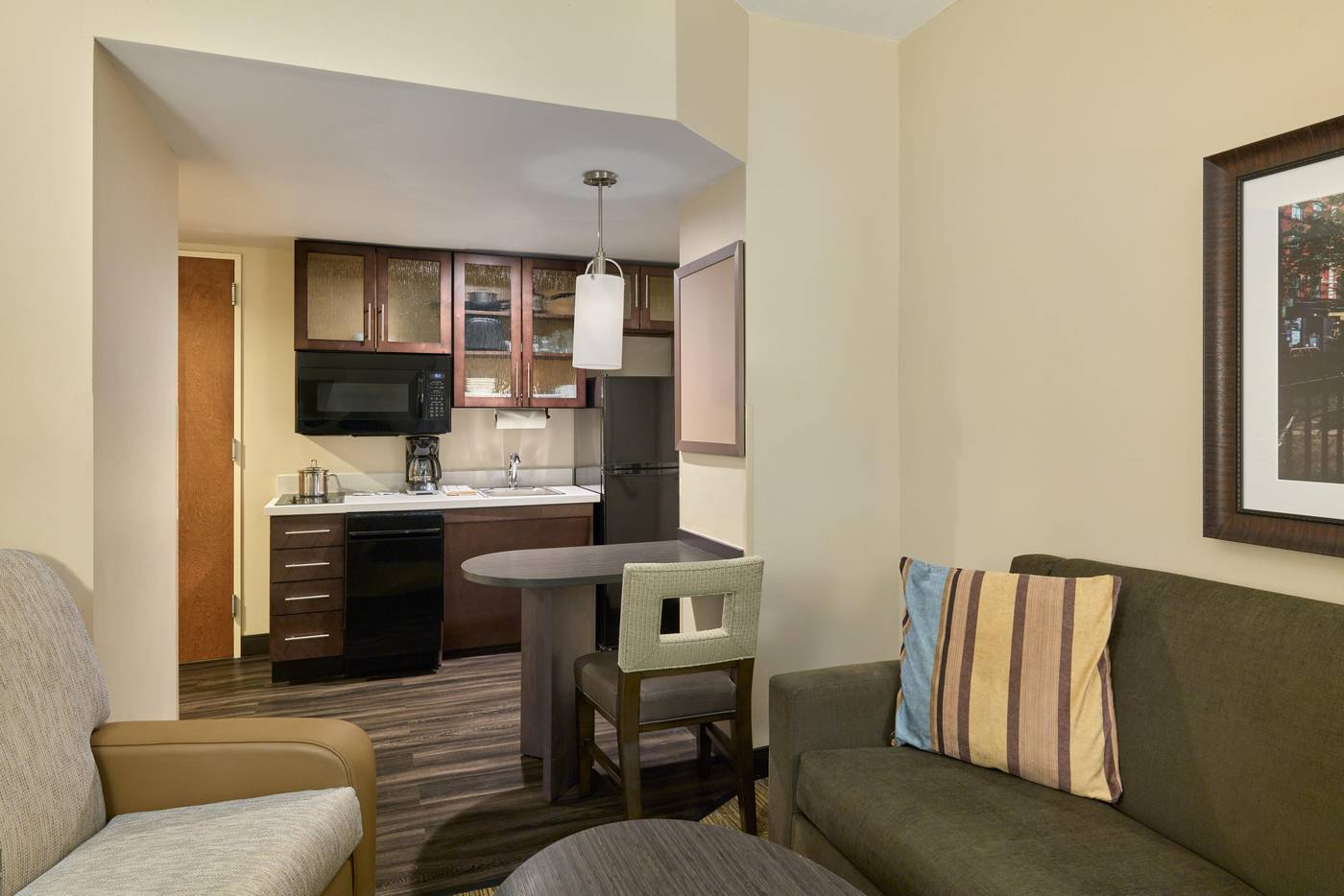 Candlewood-Suites-New-York-City--Times-Square-Room-17