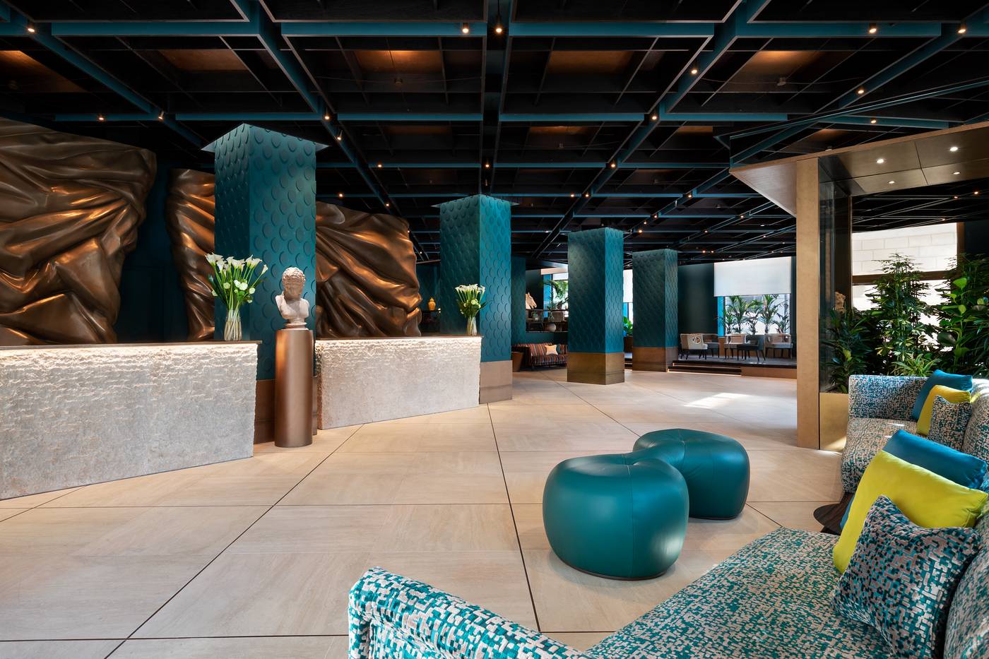 Sina-Bernini-Bristol--Autograph-Collection-Lobby-11