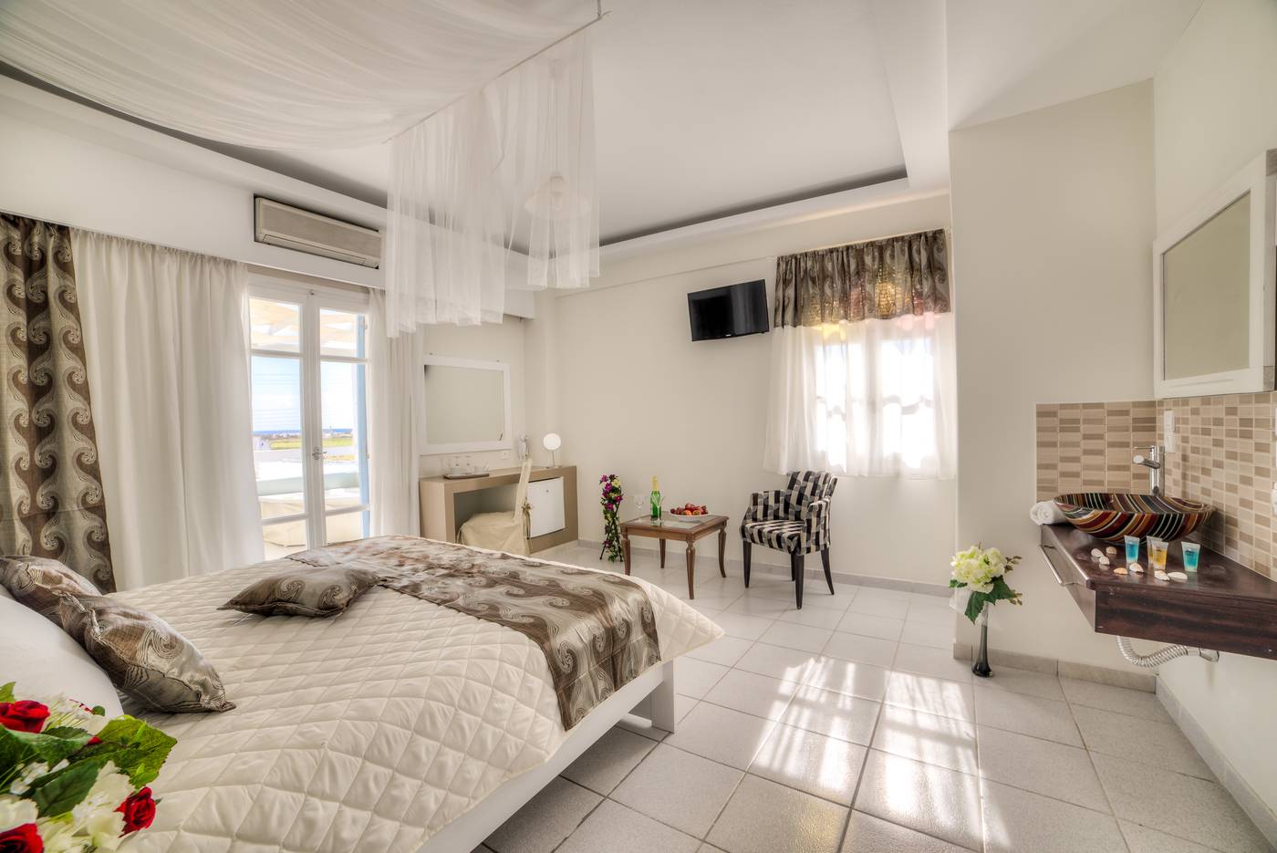 Villa-Olympia-Room-22