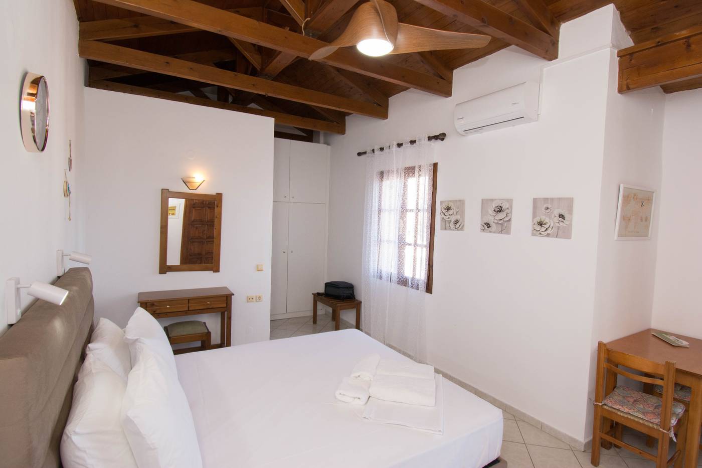 Rena-Apartments-Room-19