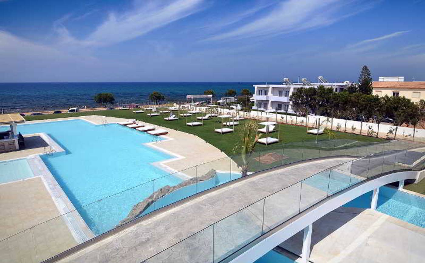 Insula-Alba-Resort---Spa-Pool-6