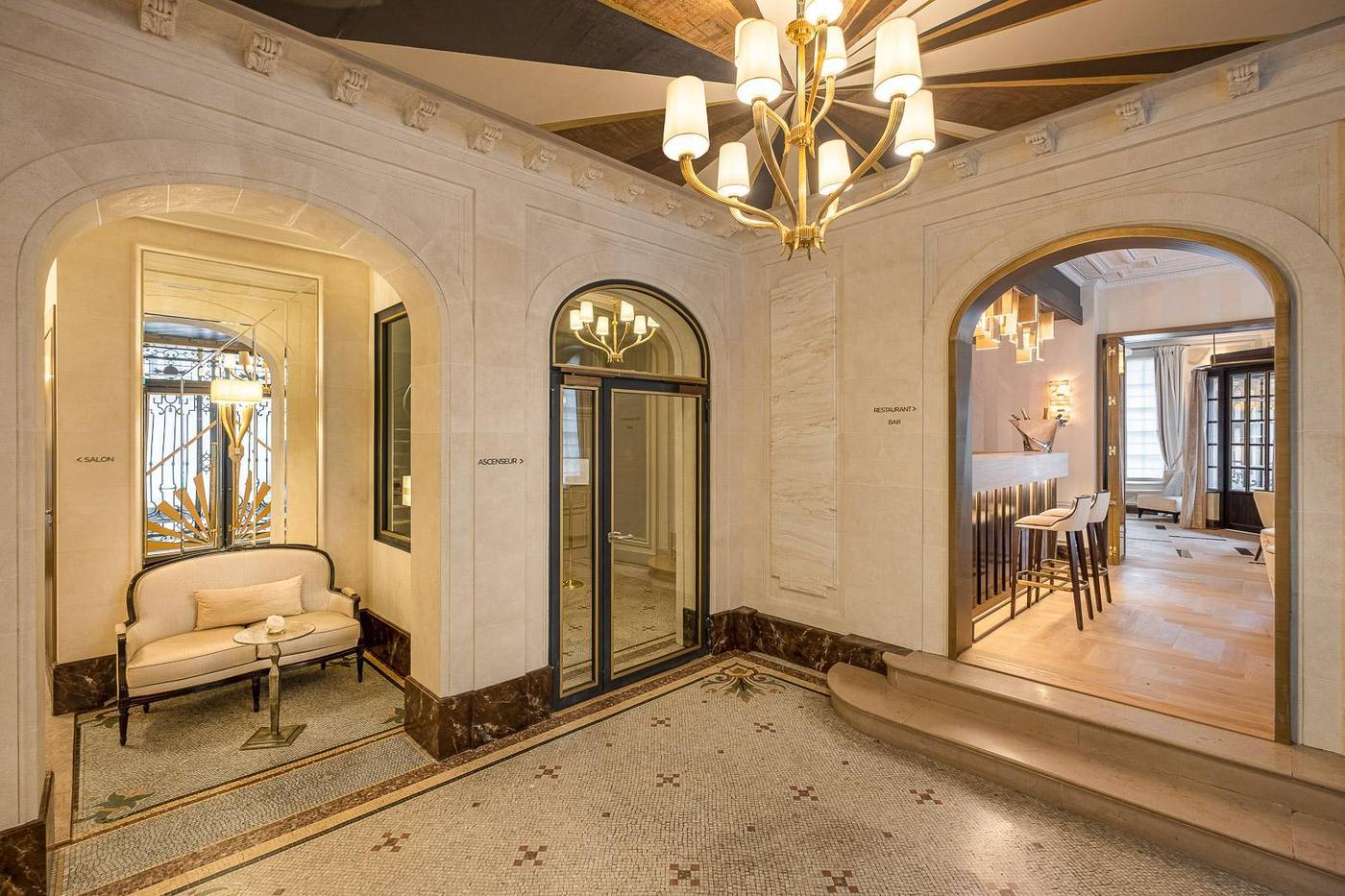 Hotel-Elysia-By-Inwood-Hotels-Lobby-11