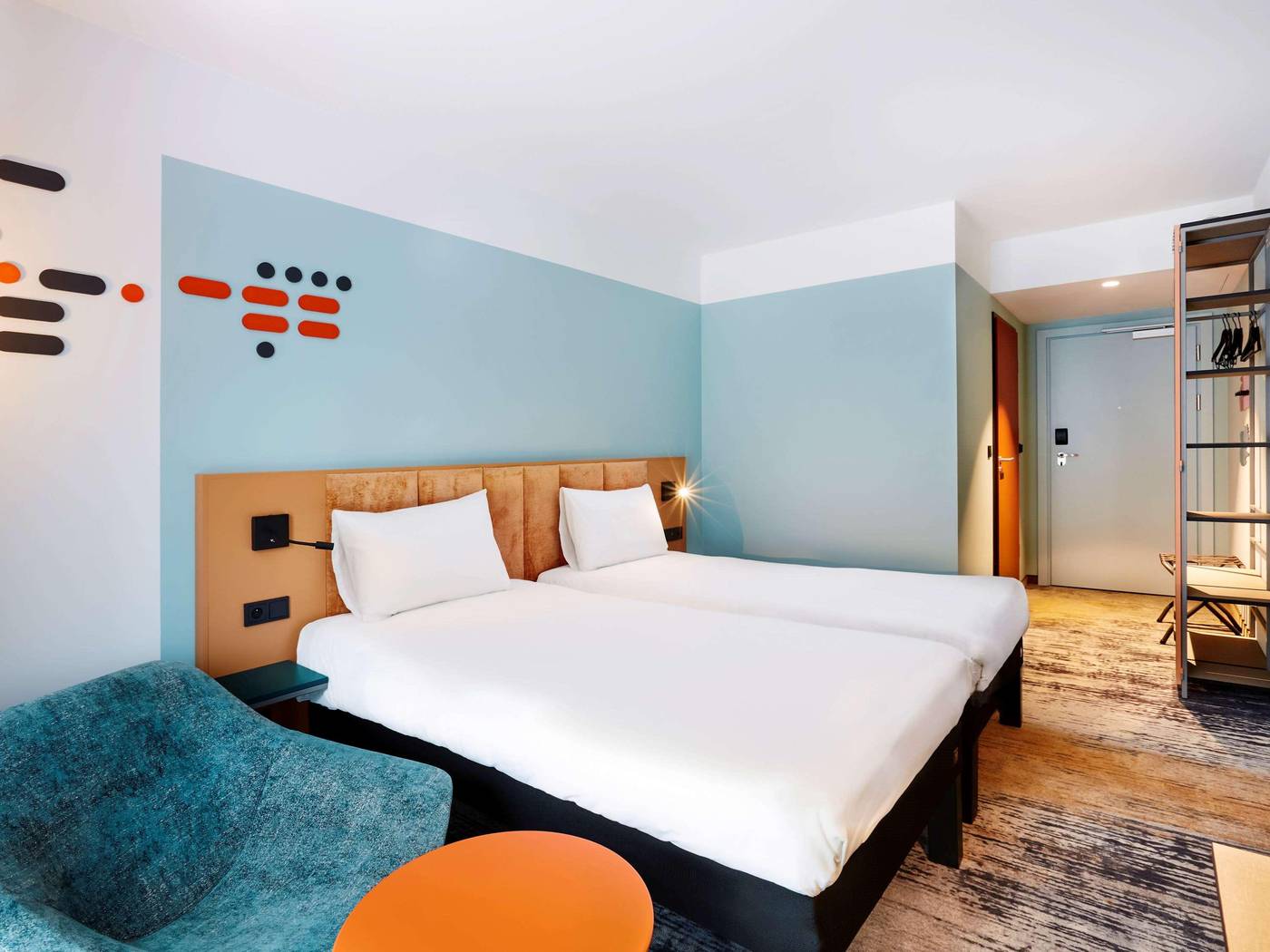 Ibis-Styles-Krakow-Centrum-Room-8