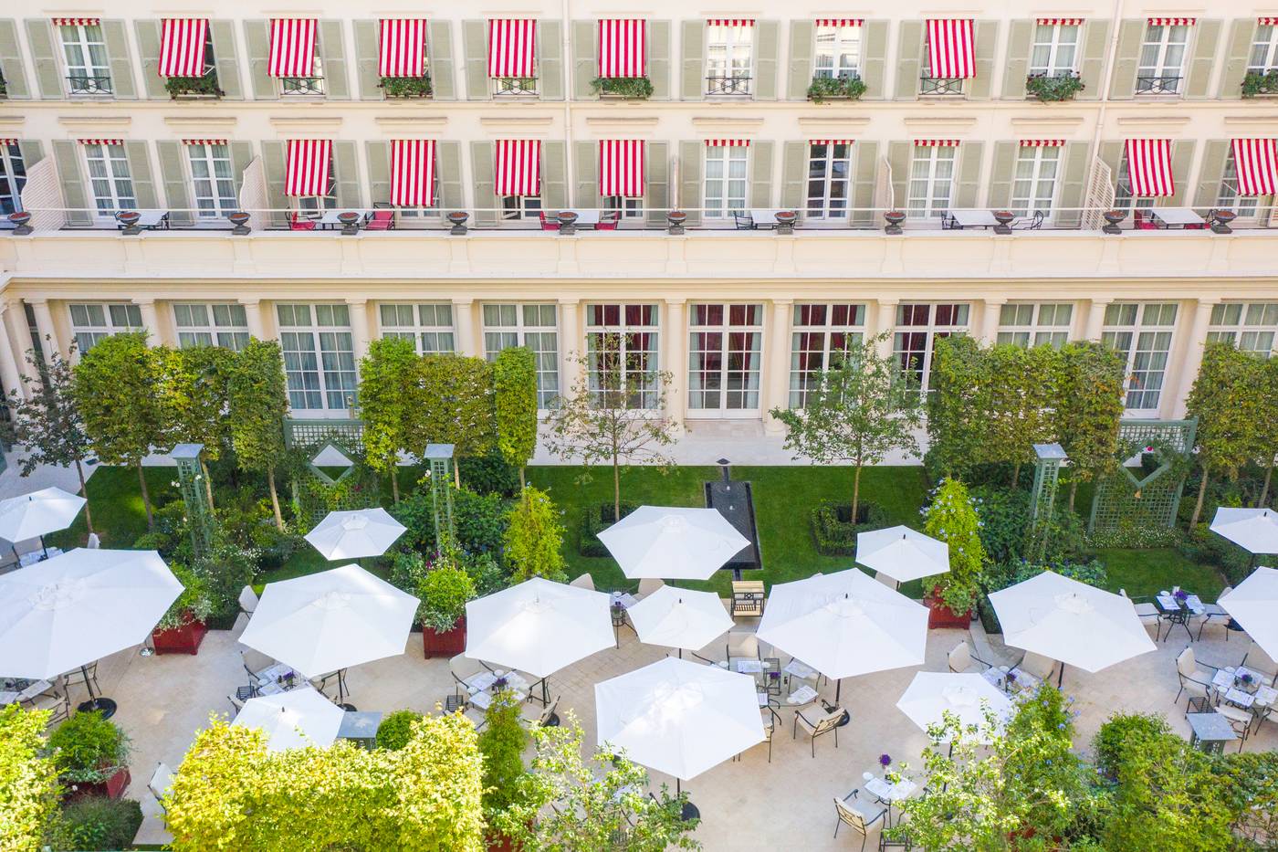 Le-Bristol-Paris-General-view-85