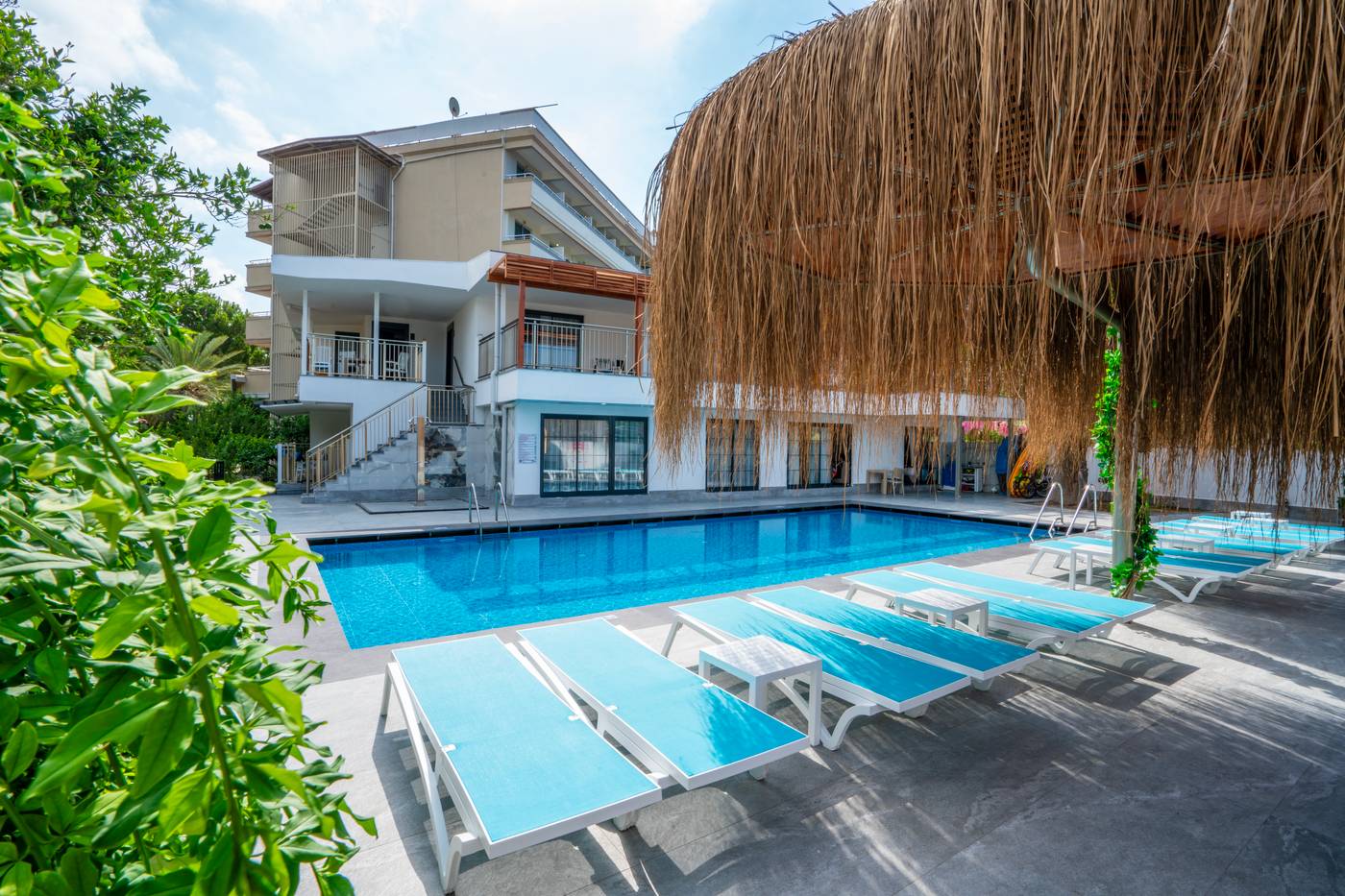 Linda Resort