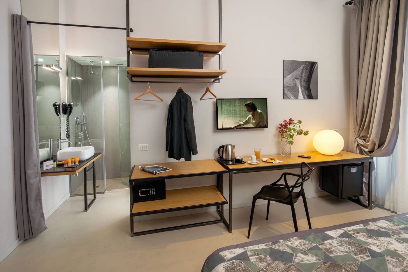 Viminale-View-Hotel-Room-2