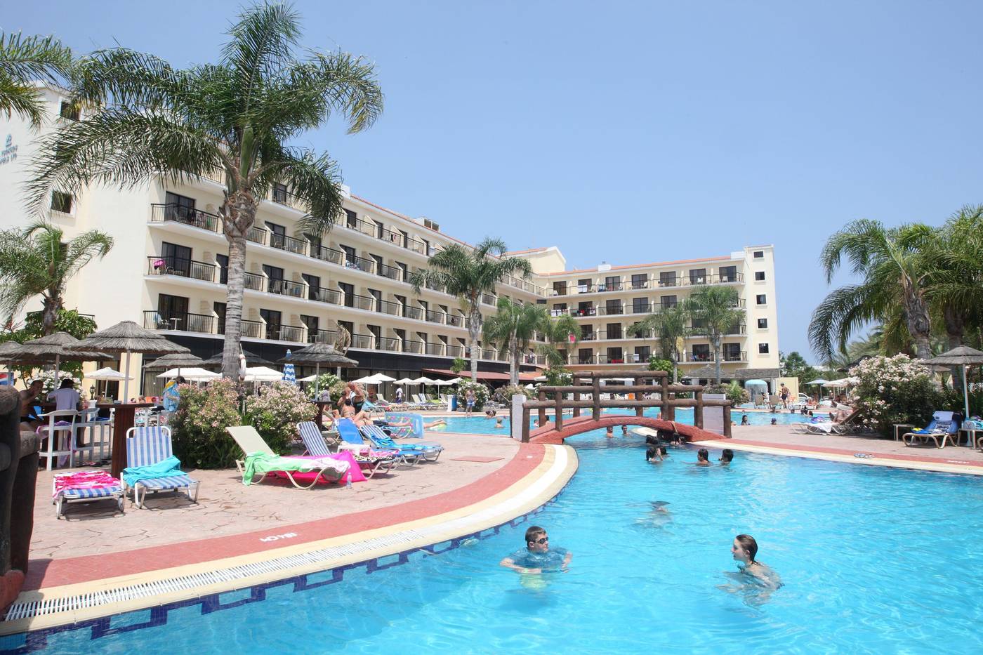 Tsokkos-Gardens-General-view-5