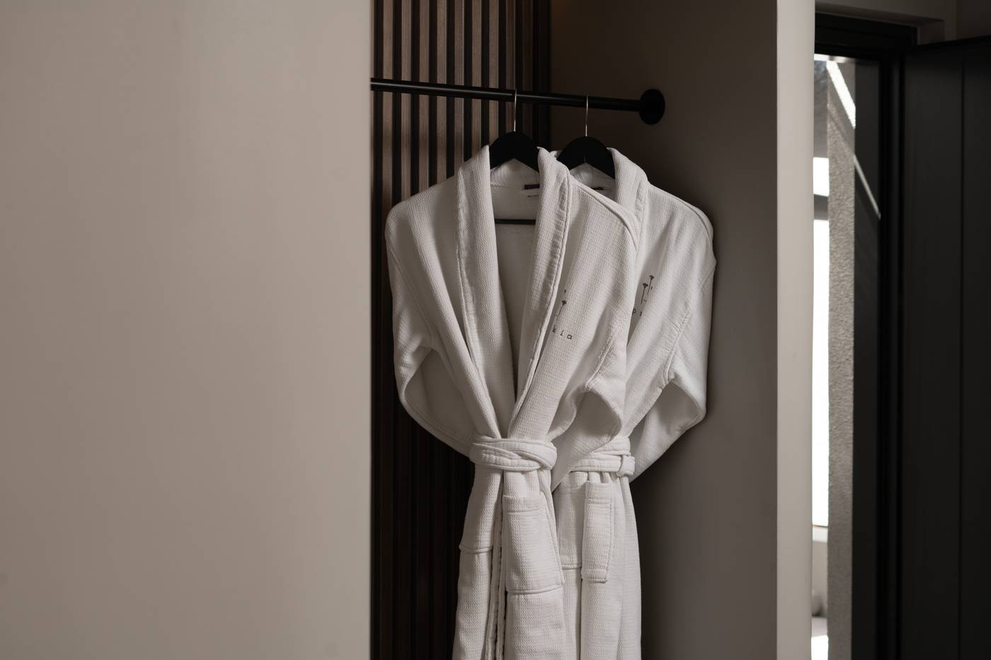 Apikia-Santorini-Room-61