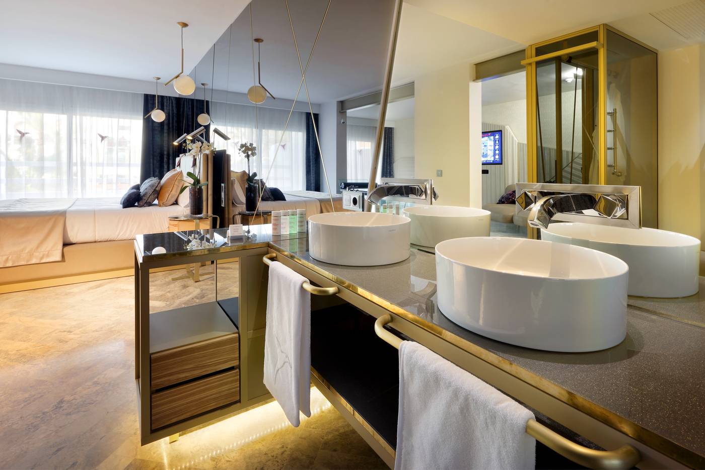 Ushuaia-Ibiza-Beach-Hotel-Room-35