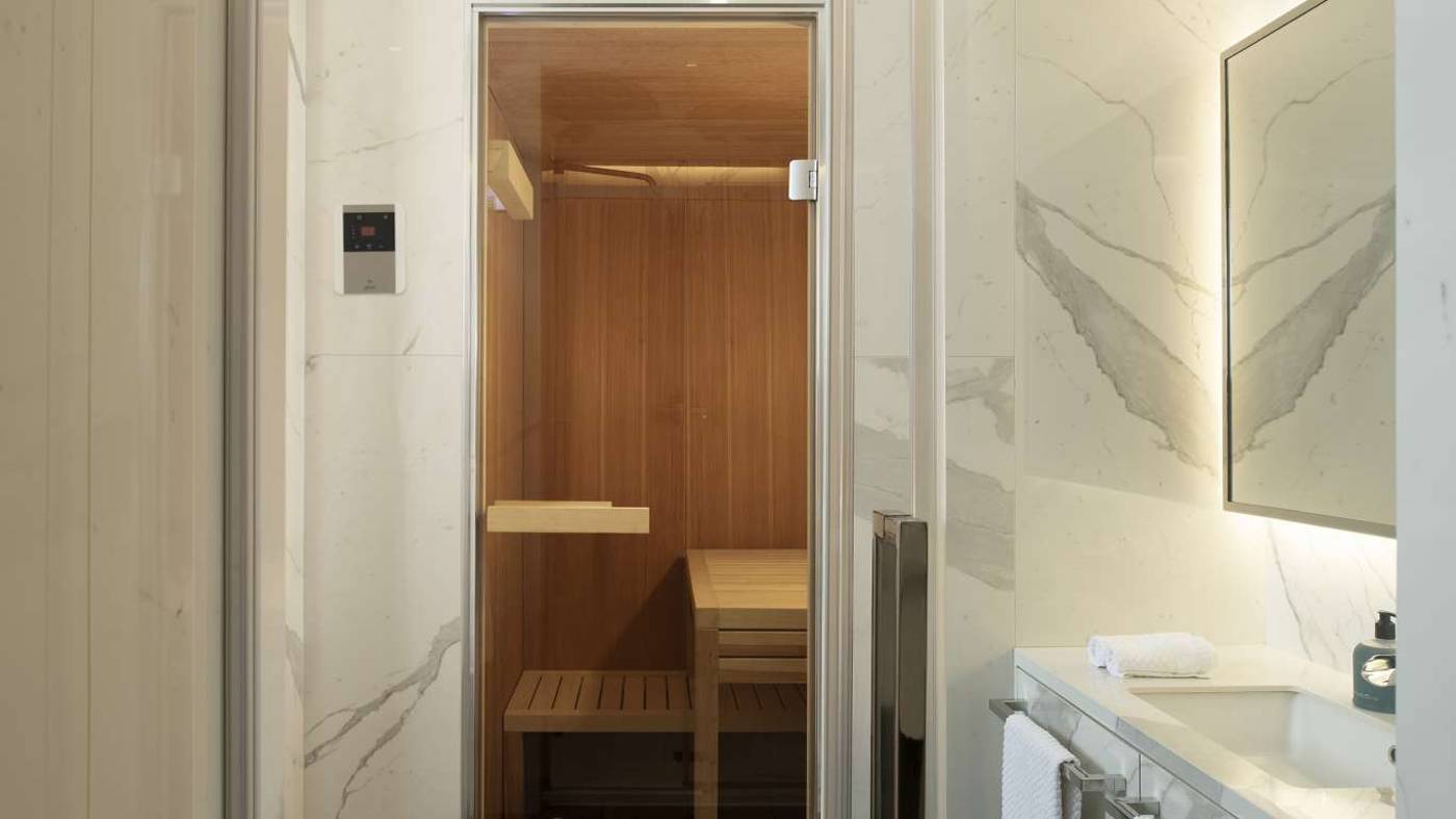 Elizabeth-Unique-Hotel-Room-50