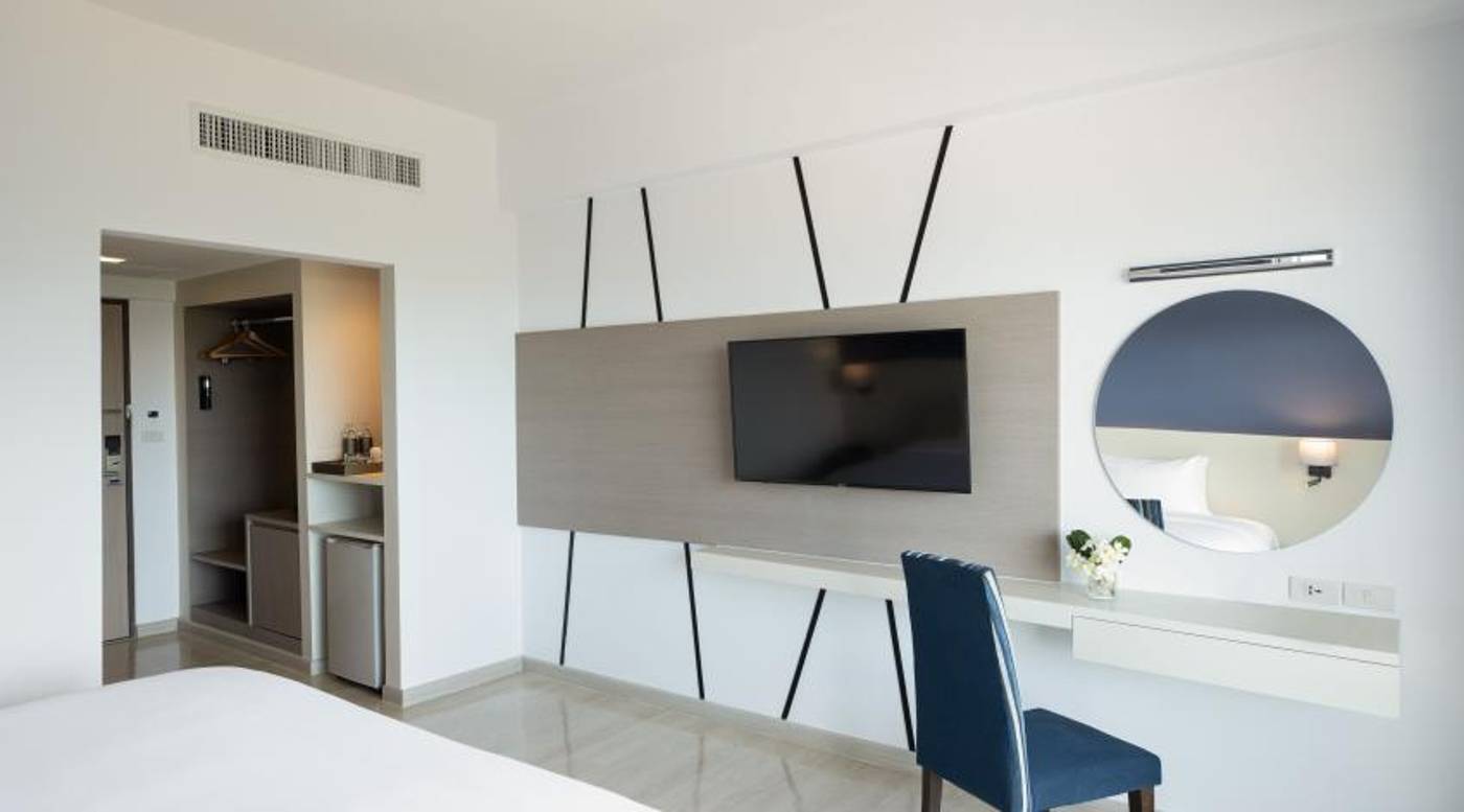 Centra by Centara Cha-Am Beach Resort