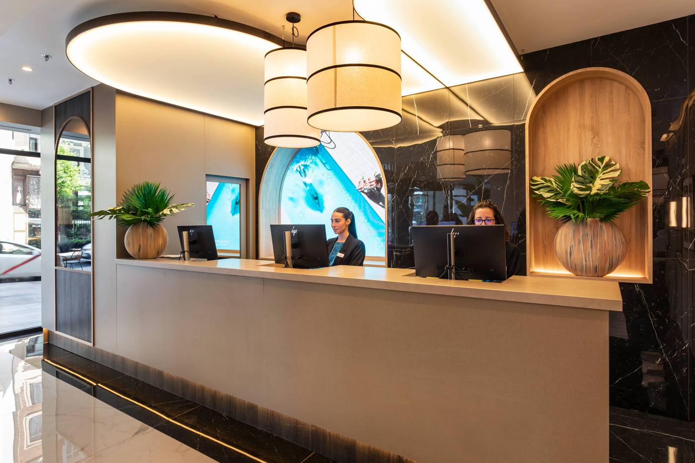 Senator-Gran-V----a-70-Spa-Lobby-5