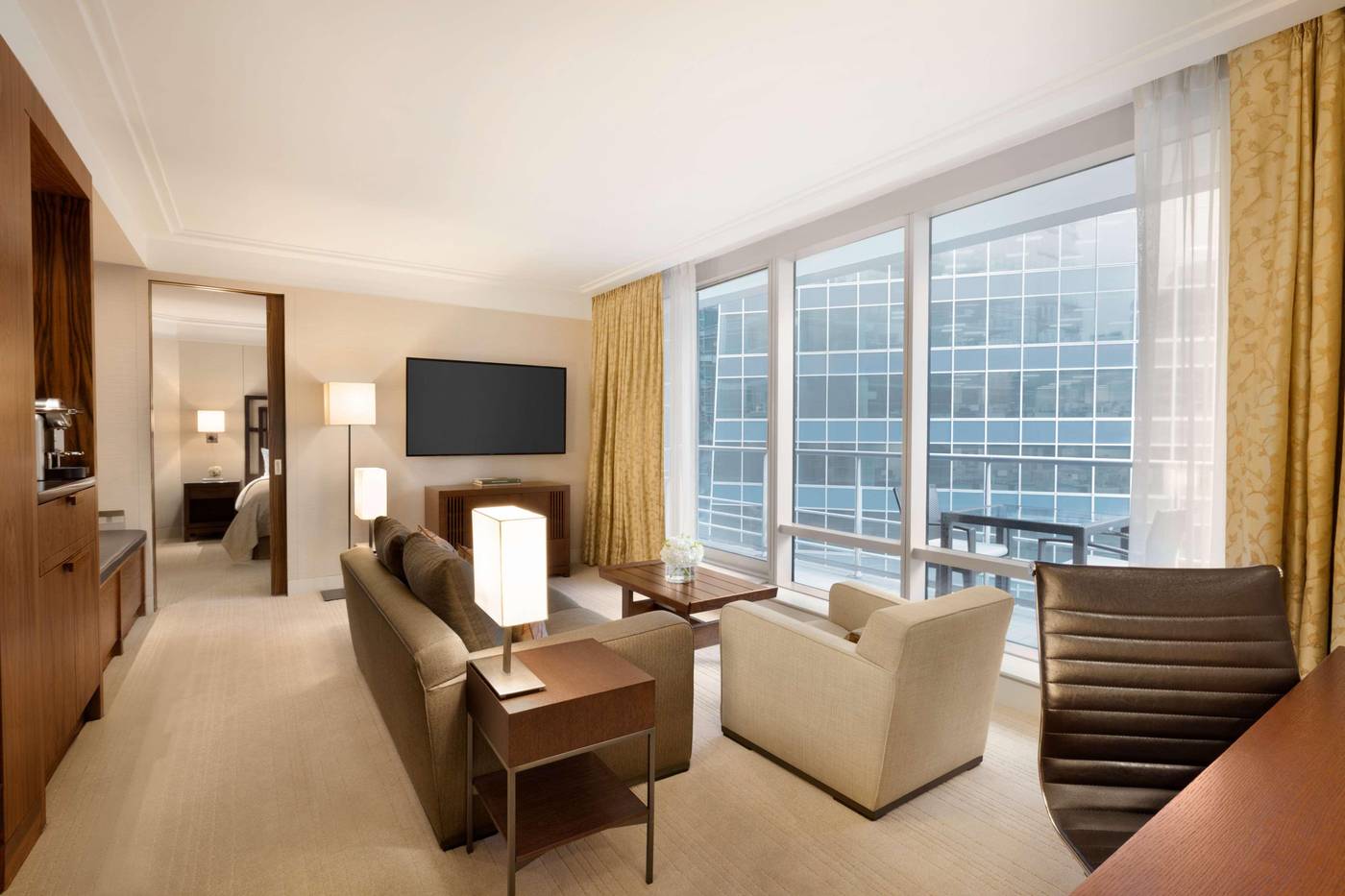 Shangri-La-Vancouver-Room-31