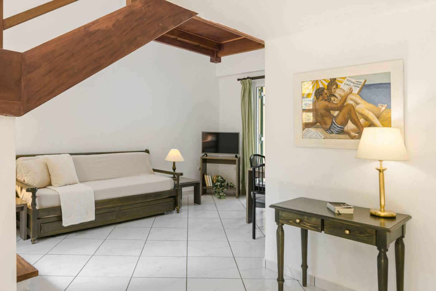 Century-Resort-Apartments-Room-52