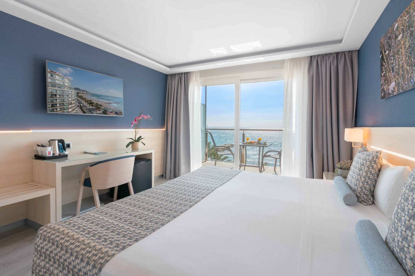 Calipolis-Hotel-Room-23