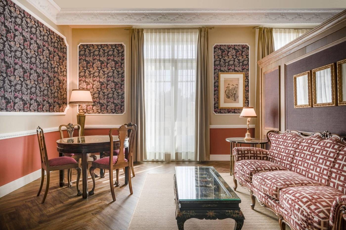AC-Hotel-Palacio-del-Retiro-Autograph-Collection-Room-75
