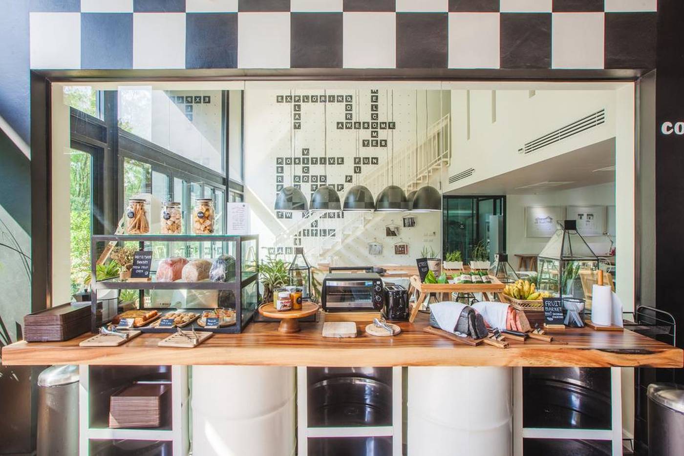 Blu-Monkey-Hub-and-Hotel-Phuket-Restaurant-24